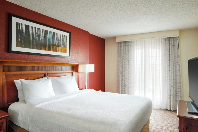Bedroom 2, Residence Inn Marriott Joplin, Newton