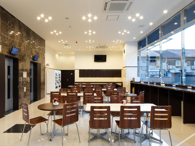 Food & Drinks 4, Toyoko Inn Toride-eki Higashi-guchi, Toride