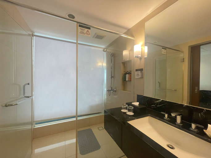 Bathroom 4