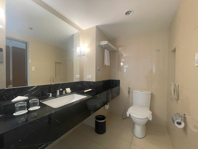 Bathroom 5