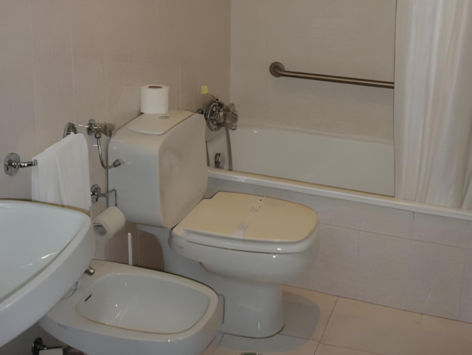 Bathroom 6