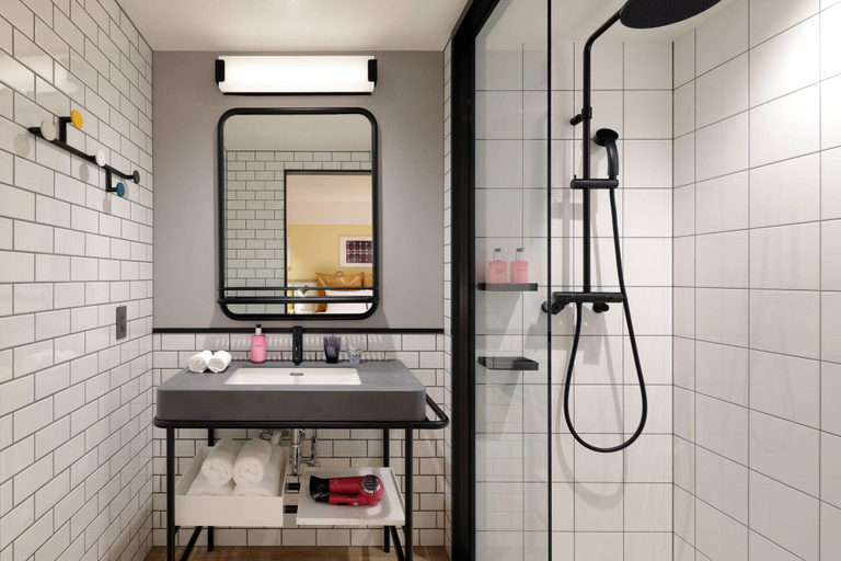 Bathroom 4, Moxy Kyoto, Kyoto