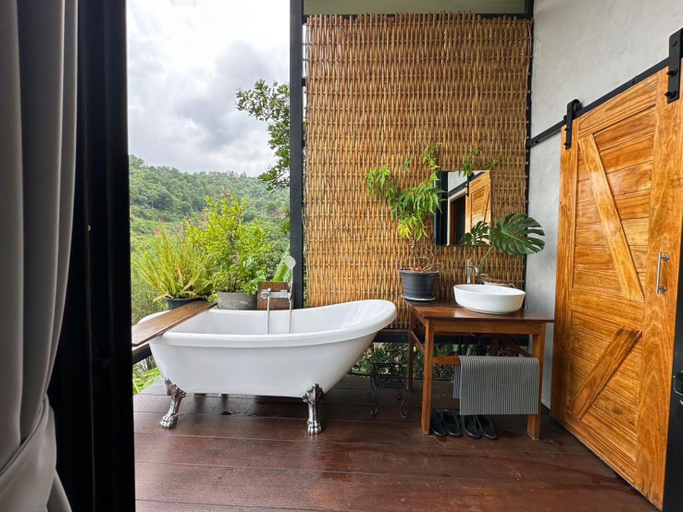 Bedroom 4, Camp Mai Mee Chue, Mae Rim