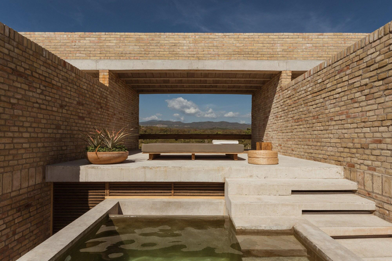 Sport & Beauty 4, Hotel Terrestre, Dist. Juquila