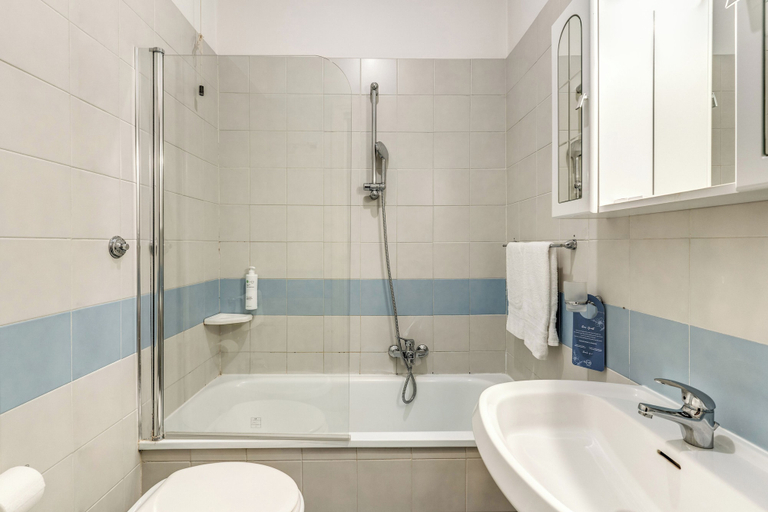 Bathroom 4, Hotel Orazia, Rome