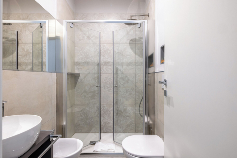 Bathroom 4, Belli Suites Vatican Rome Guest House, Roma