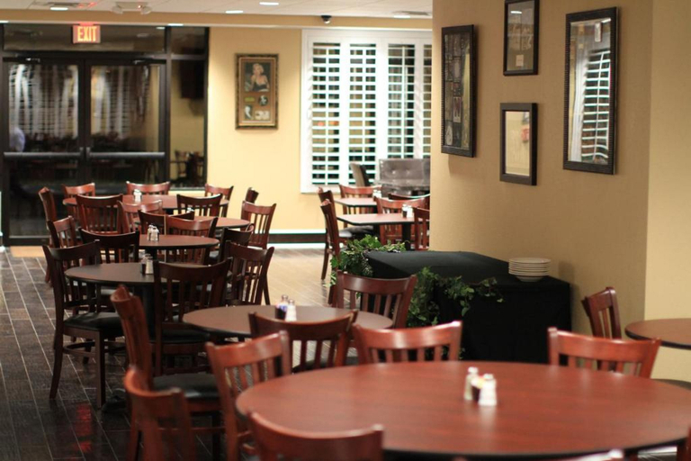 Food & Drinks 5, Marble Waters Hotel & Suites, Trademark by Wyndham, Duval