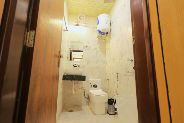 Bathroom 4, Shree radha heritage, Dehradun