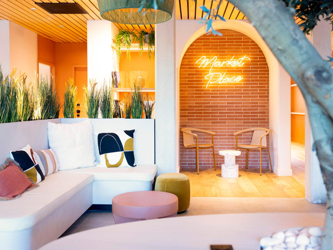 Public Area, Ibis Styles Montauban, Tarn-et-Garonne