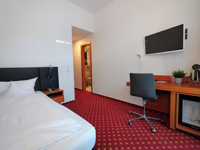 Bedroom 2, Hotel Schwert, Rastatt