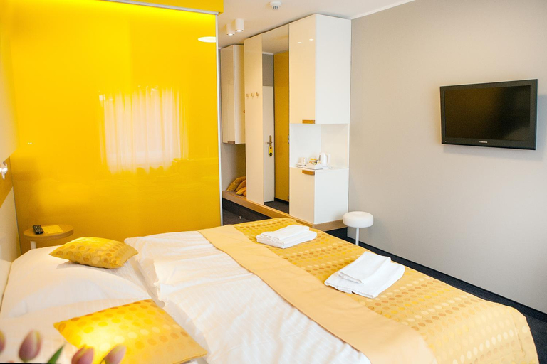 Bedroom 2, Hotel Golf, Praha 5