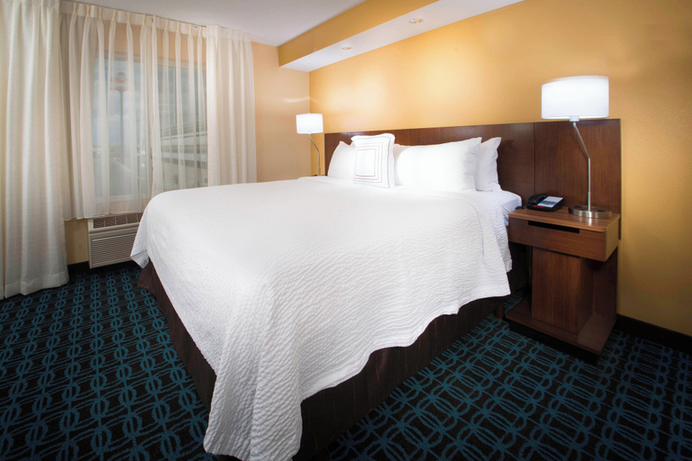 Bedroom 2, Fairfield Inn and Suites by Marriott Idaho Falls, Bonneville