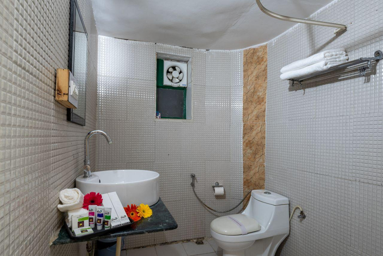 Bathroom 2