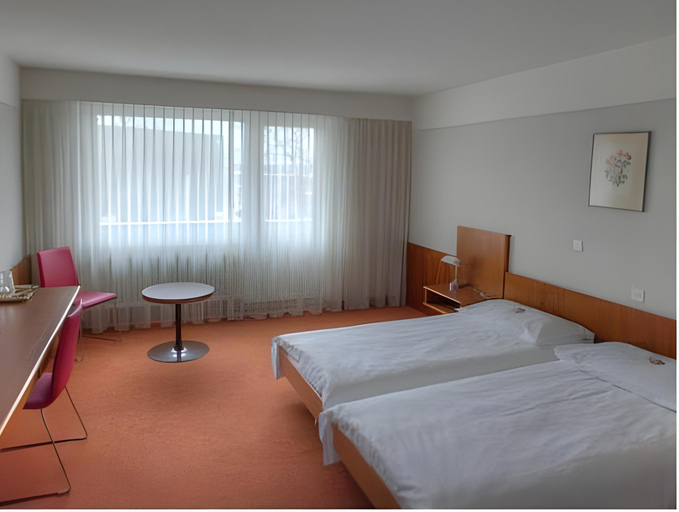Bedroom 10