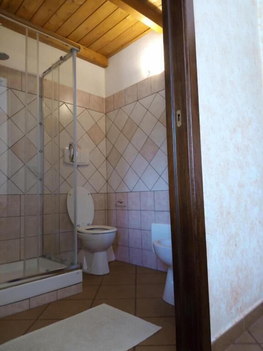 Bathroom 5, La Grotta Delle Fate, Sassari