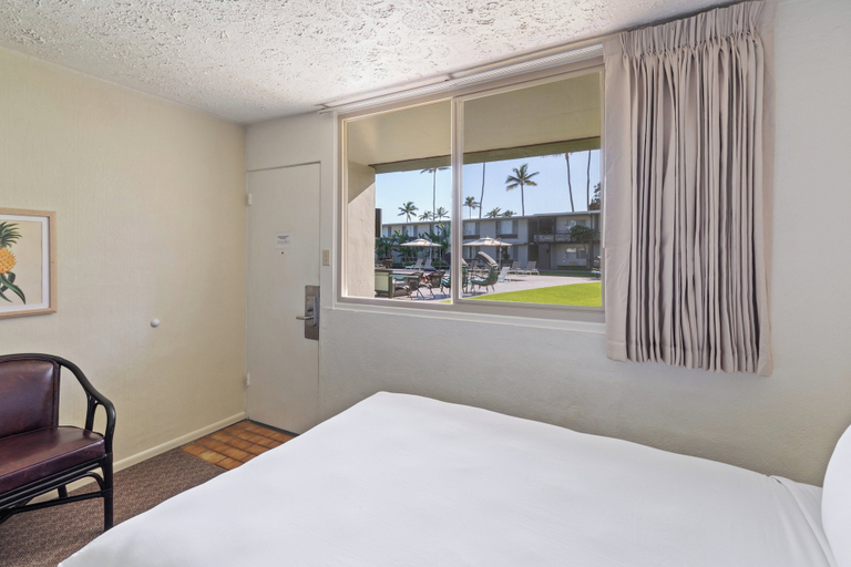 Bedroom 3, Maui Seaside Hotel, Maui