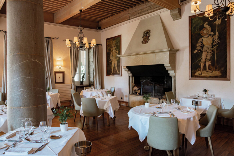 Food & Drinks 5, Chateau des Comtes de Challes, Savoie