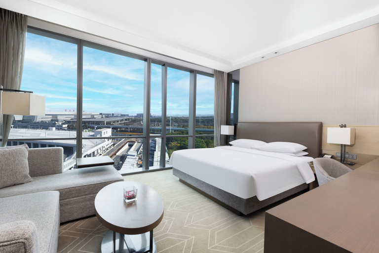 Bedroom 4, Hyatt Place Shanghai Hongqiao CBD, Shanghai