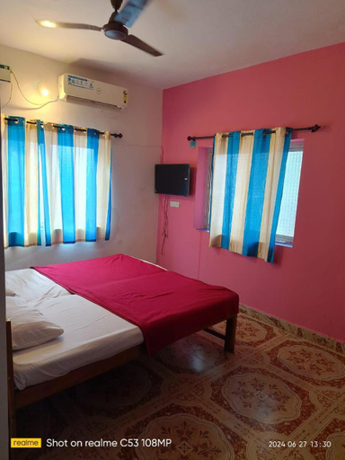 Bedroom 3, Vasanthi kajal guest house, North Goa