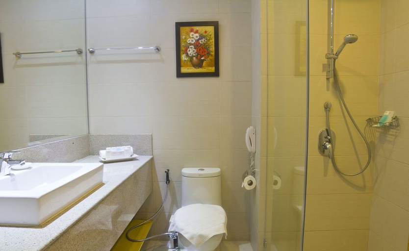 Bedroom 4, Berjaya Makati Hotel, Makati City