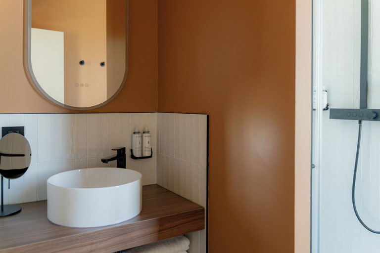 Bathroom 17