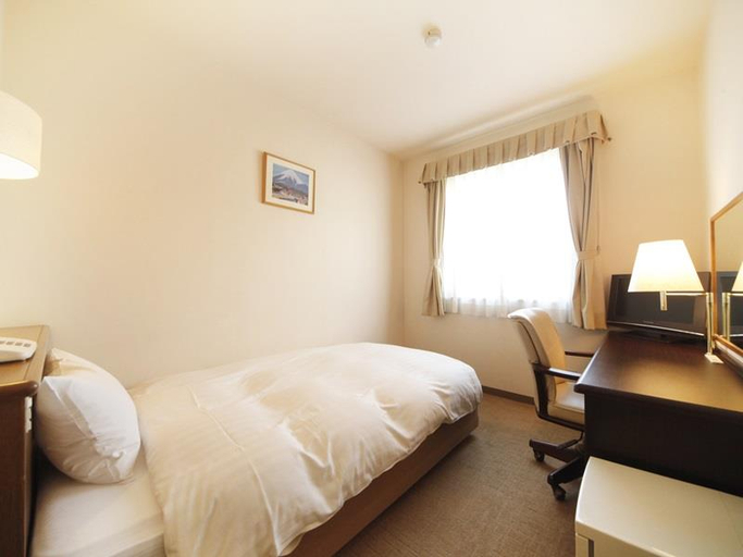 Bedroom 3, Kamisuwa Station Hotel, Shimosuwa