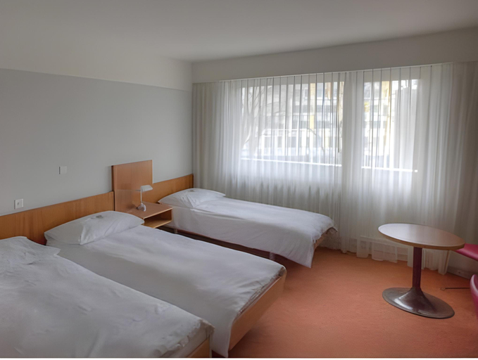 Bedroom 8