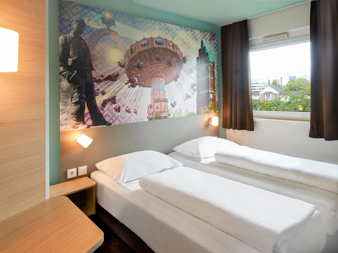 Bedroom 13