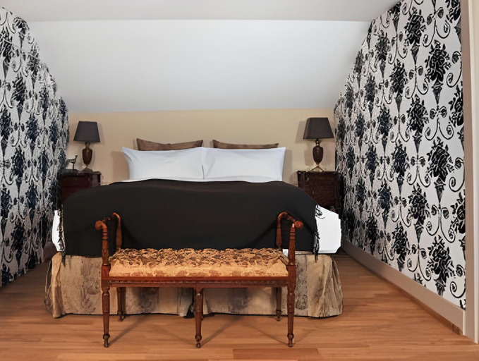 Bedroom 14