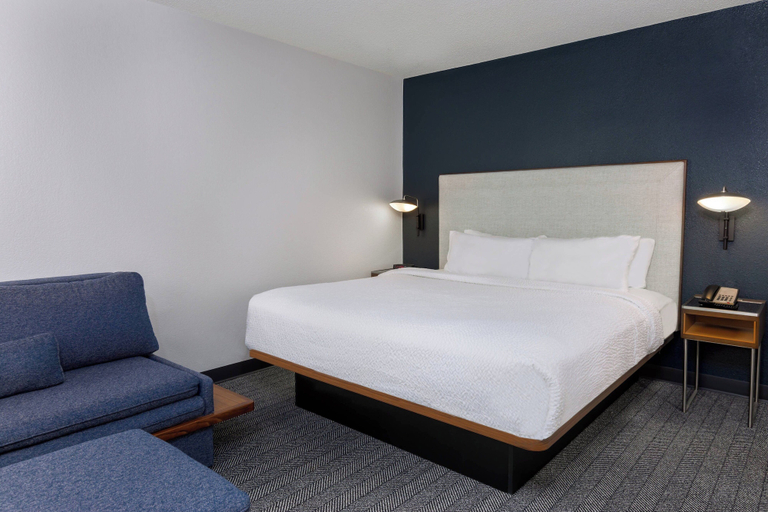 Bedroom 4, Courtyard by Marriott Tallahassee North/I-10 Capital Circle, Leon