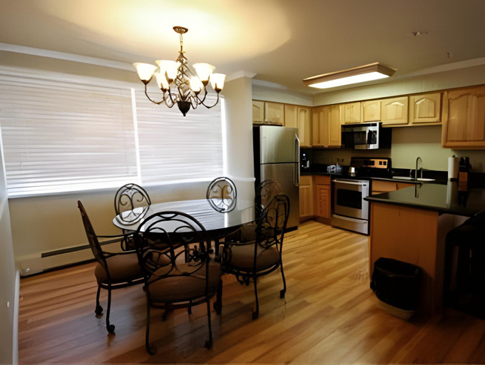 Dining Room 6