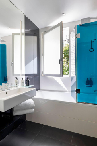 Bathroom 5, Hotel Felicien, Paris