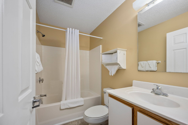 Bathroom 4, Affordable Suites Wilson, Wilson