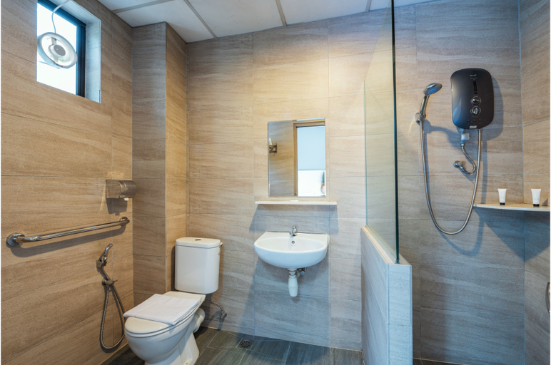 Bathroom 4, YMCA Penang, Penang Island