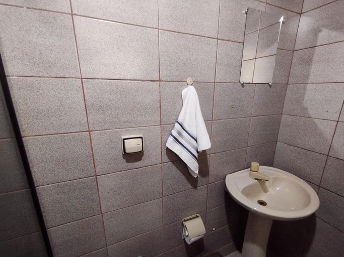 Bathroom 3, Pousada Aurora de Shangrilla, Itatiaia