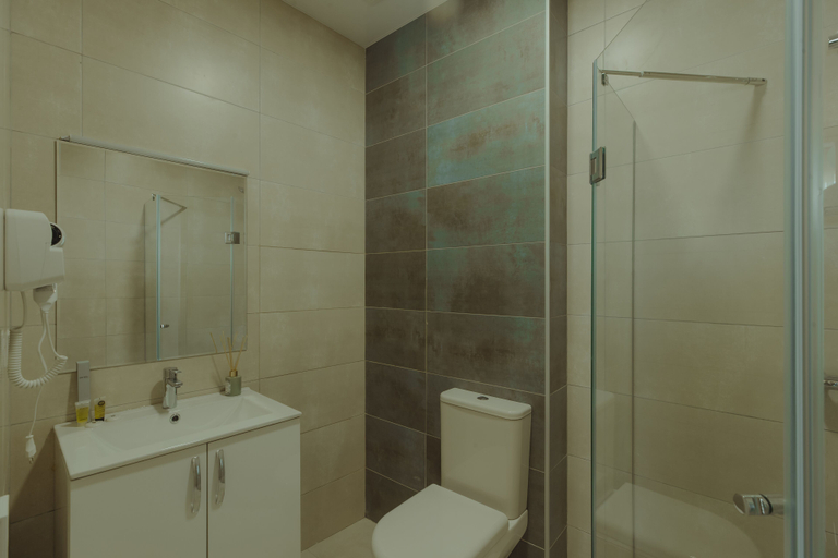 Bathroom 3, White sails residential hotel, Batumi