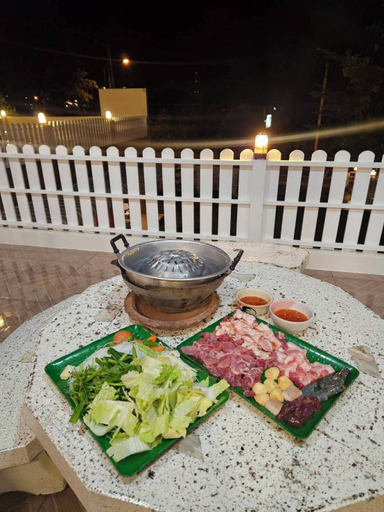 Food & Drinks 5, Charming Home Resort, Suan Phung