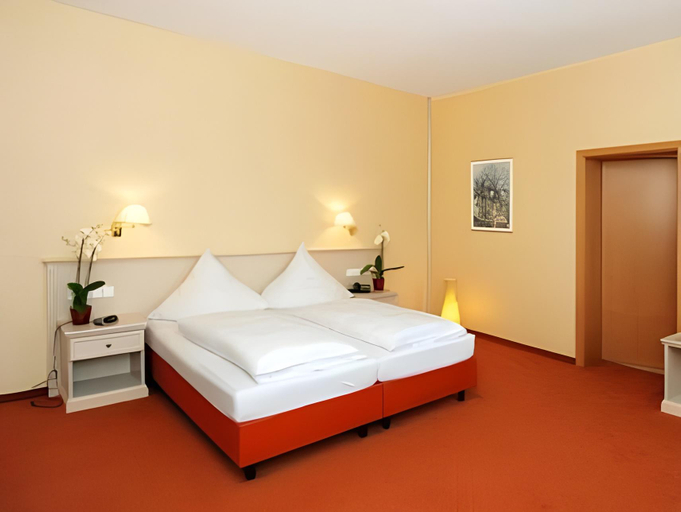 Bedroom 15
