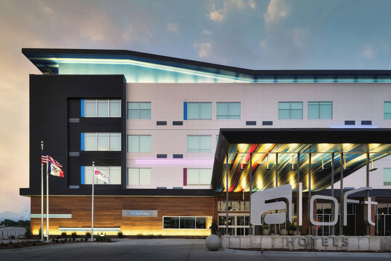 Exterior & Views 1, Aloft by Marriott Waukee, Dallas