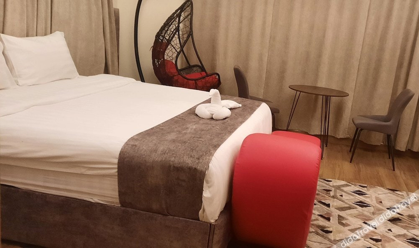 Bedroom 4, Golden Tulip Abha