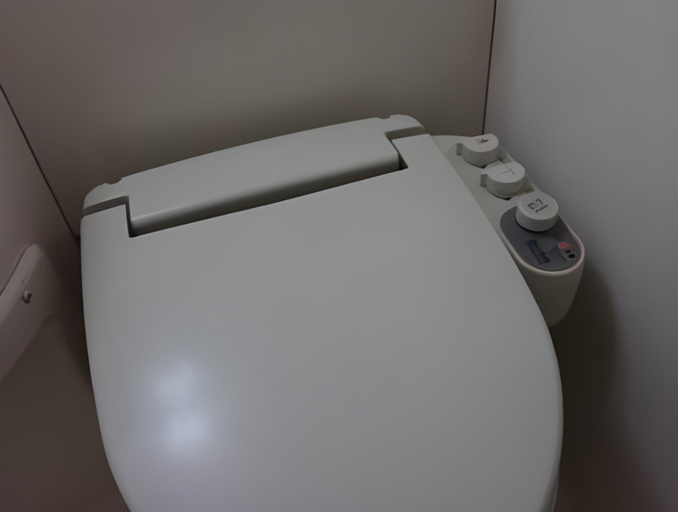 Bathroom 8