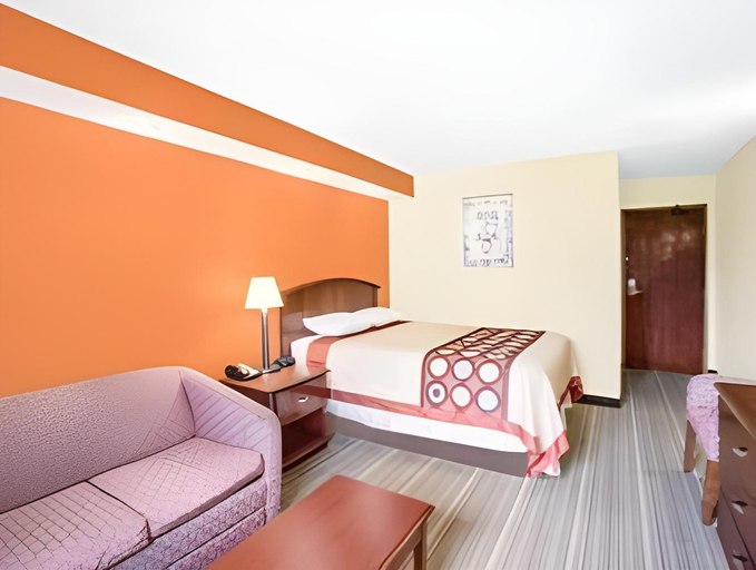 Bedroom 14