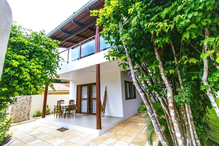 Exterior 9