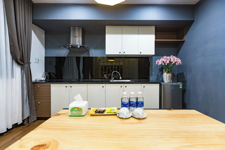 Dining Room 11