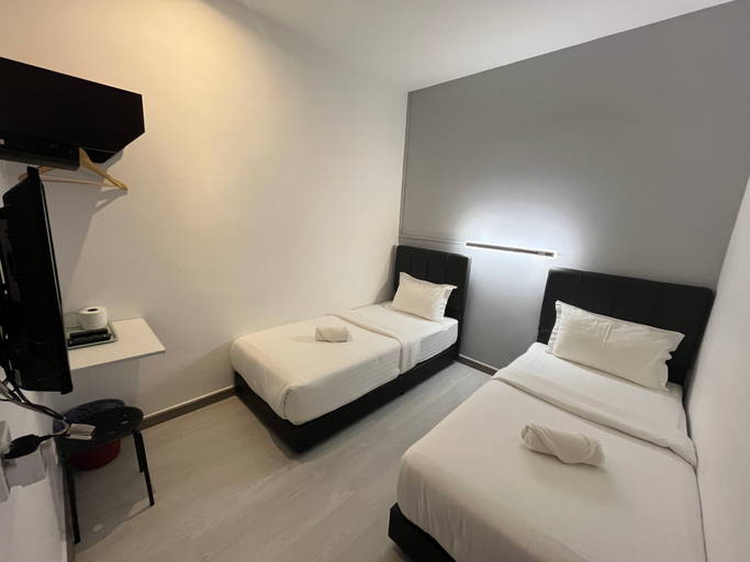 Havona Hotel @ Plentong - Self Check-In Room Type - STANDARD TWIN