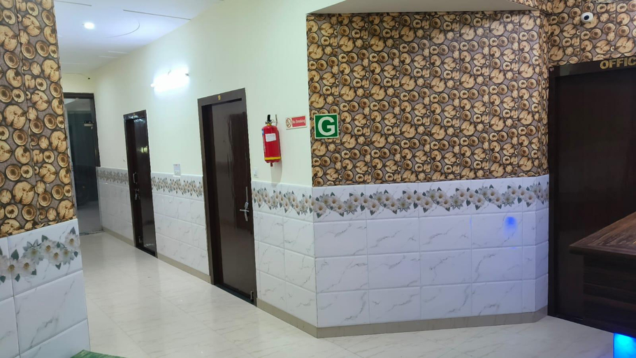 Others 4, Hotel Pragati Palace, Mathura