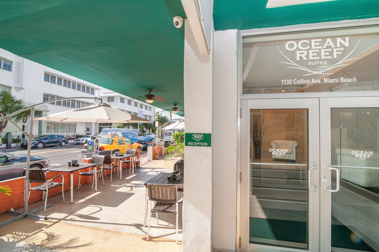 Food & Drinks 5, Ocean Reef Suites, South Beach, Miami-Dade