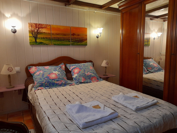 Bedroom 2, Le Clos des Epinettes, Loir-et-Cher