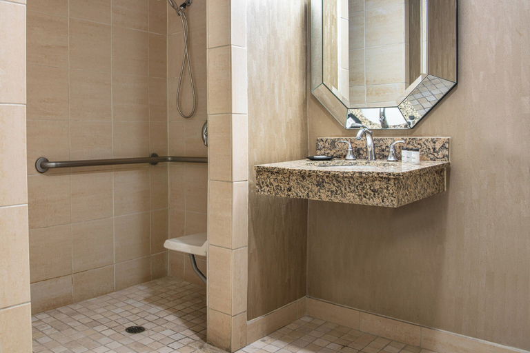 Bathroom 4
