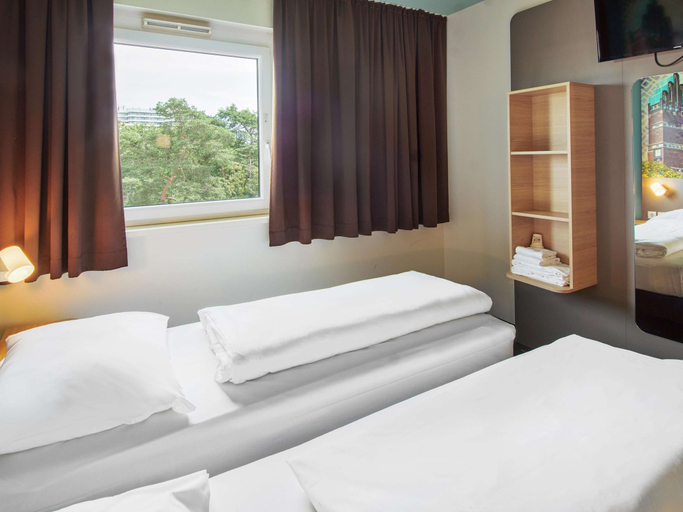 Bedroom 10